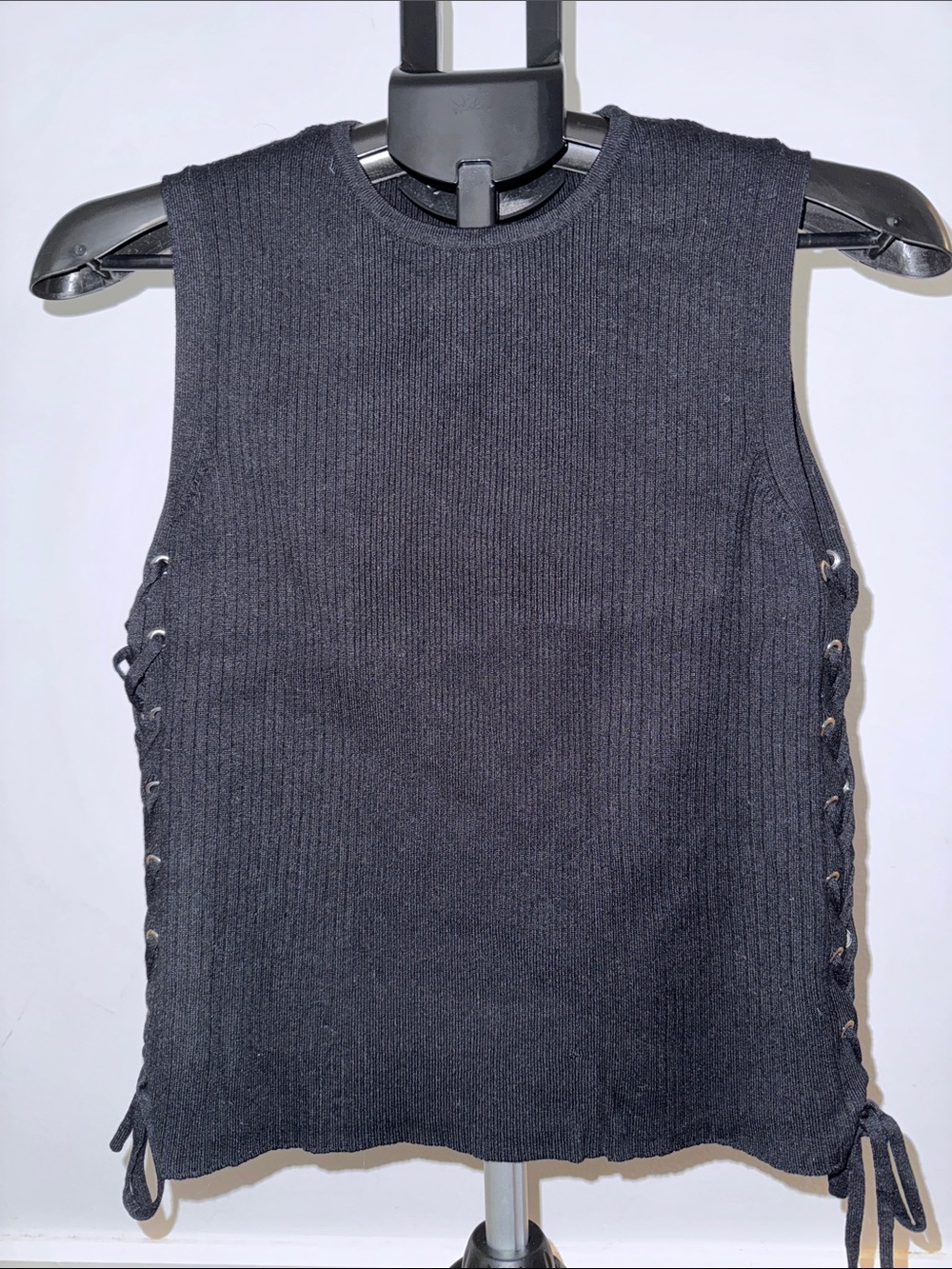 Zara Black Ribbed Knit Lace Up Side Sleeveless Top Size Large - Picture 2 of 4